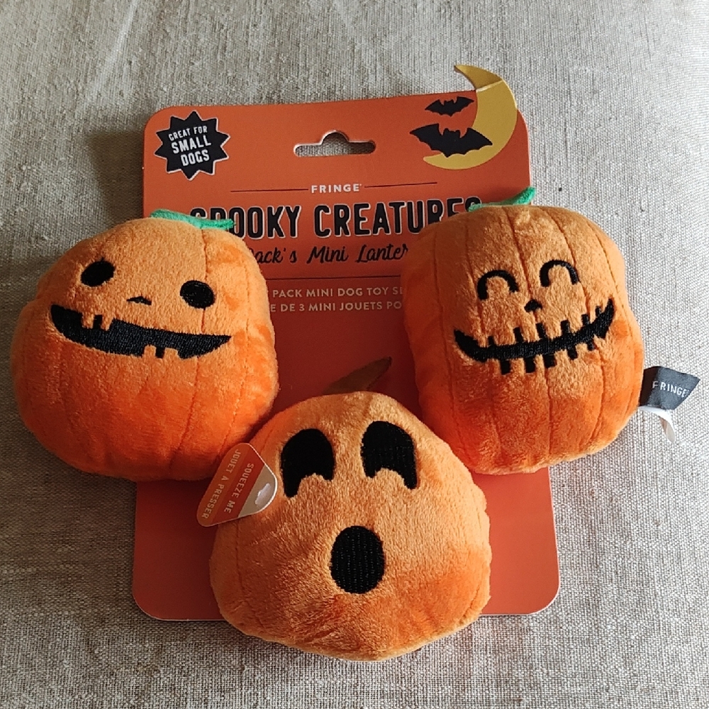 PETS: (3-SET) HALLOWEEN 🎃 MINI LANTERN PUMPKIN DOG TOYS